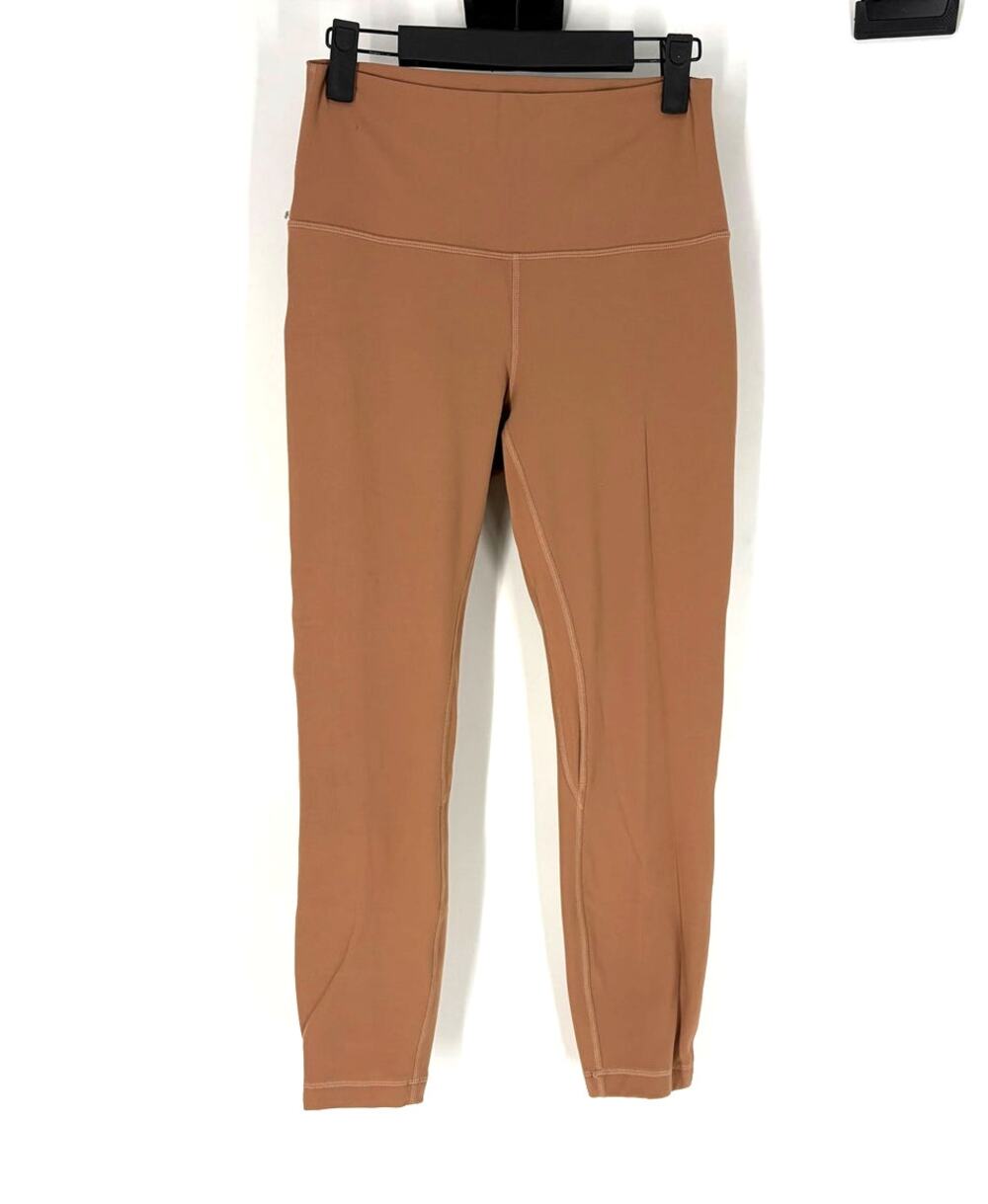 Nude Lululemon cropped wunder under 7/8 length Size 8